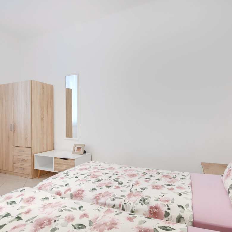 Apartment A5+2